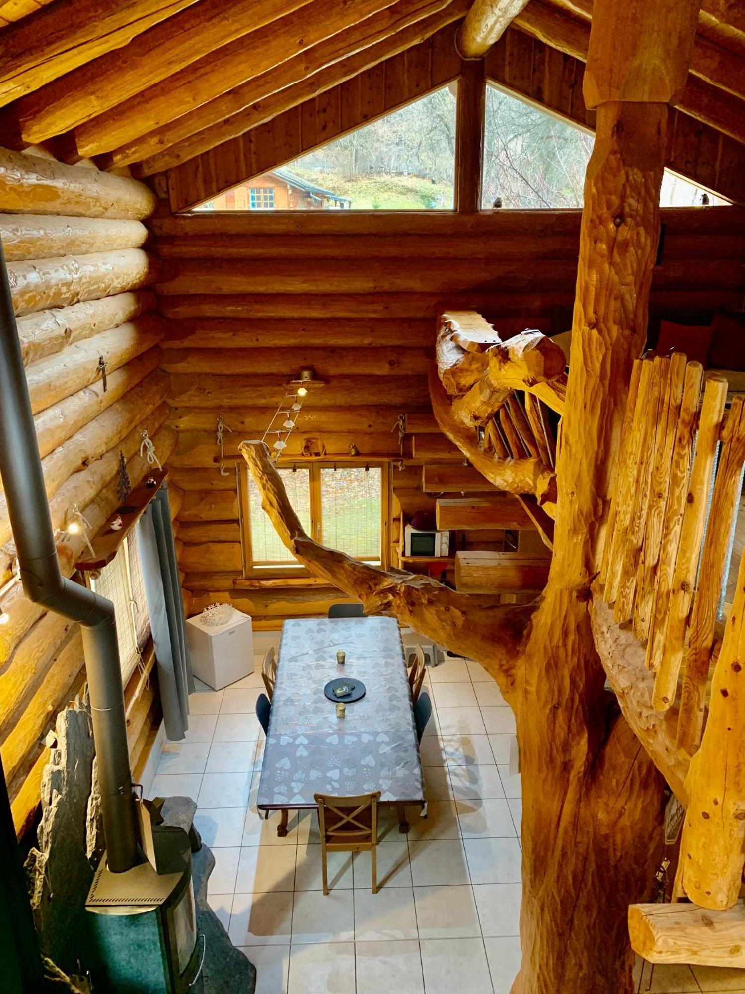 Le Gite De Briey Chalais Exterior photo